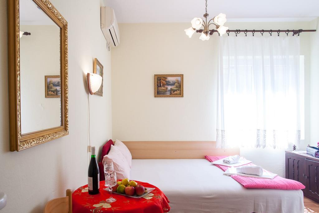 קוטור Apartments & Rooms Jelka מראה חיצוני תמונה