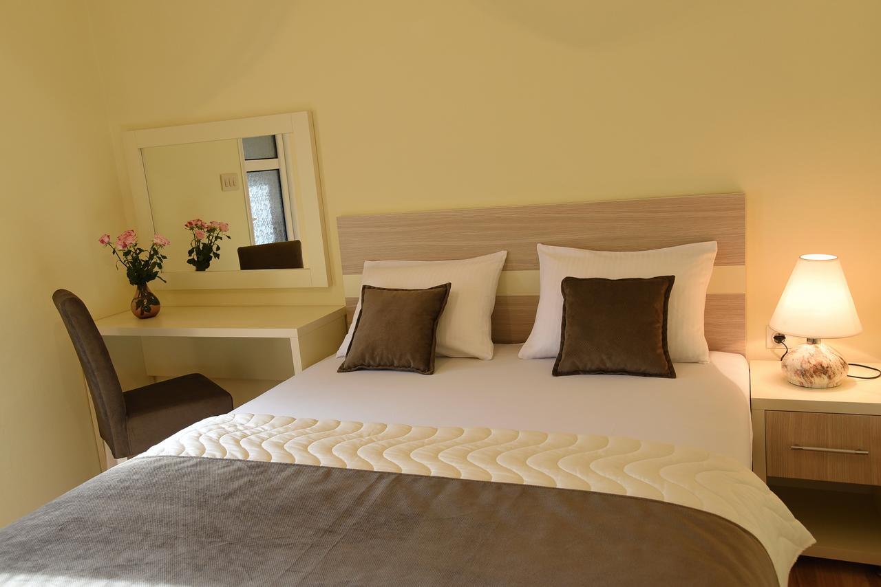 קוטור Apartments & Rooms Jelka מראה חיצוני תמונה