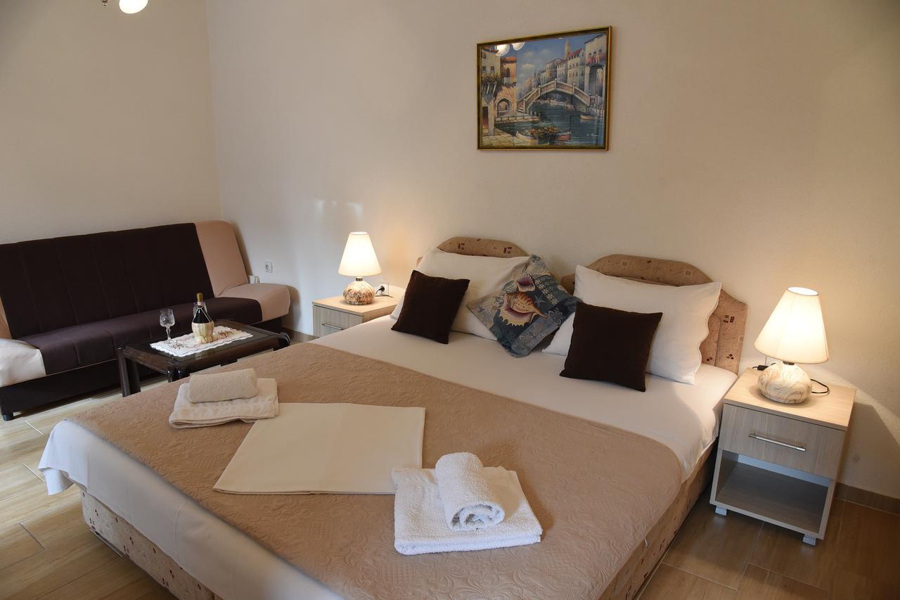 קוטור Apartments & Rooms Jelka מראה חיצוני תמונה